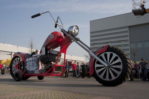 1379960202_motocikl-25.jpg
